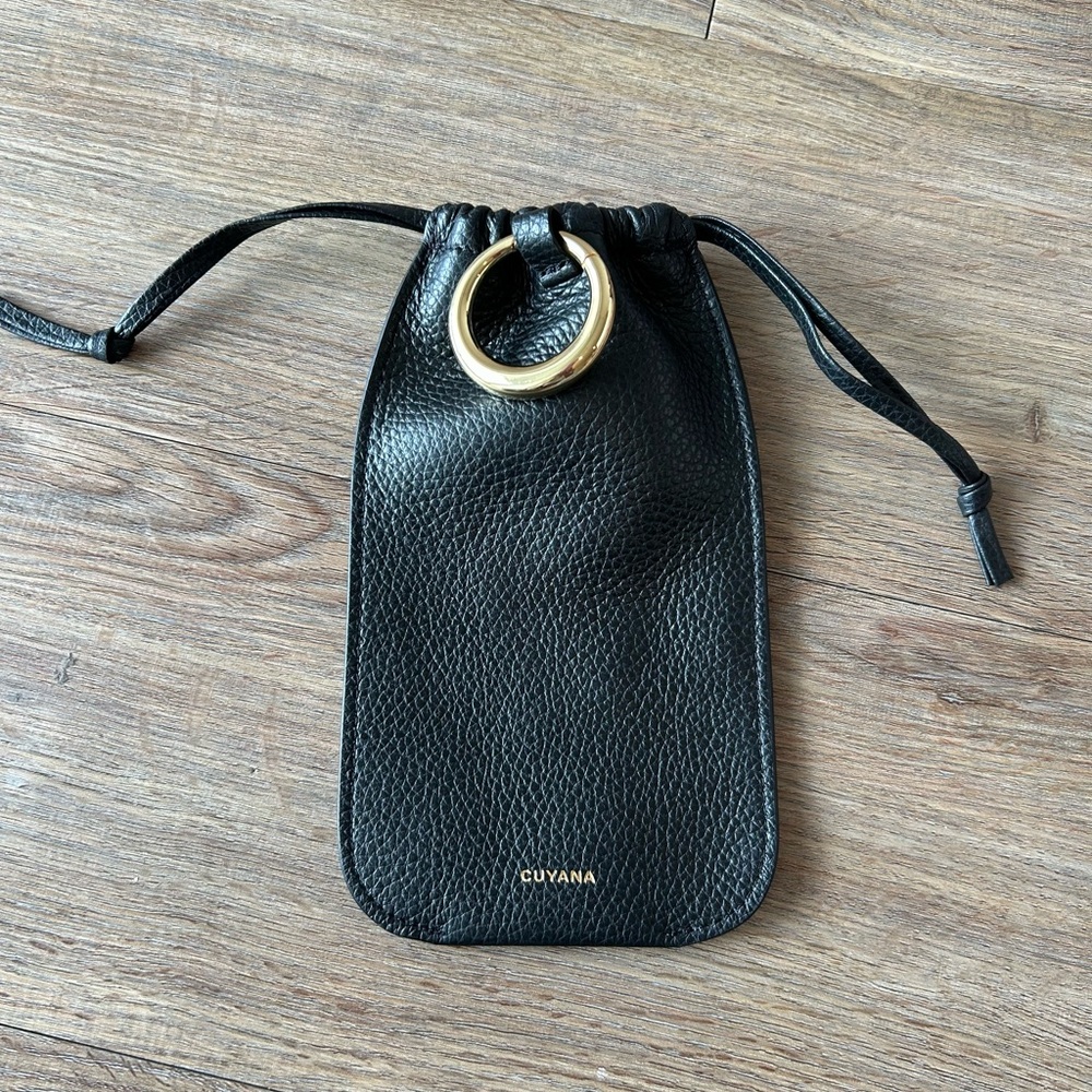 Cuyana Glasses Pouch in Black